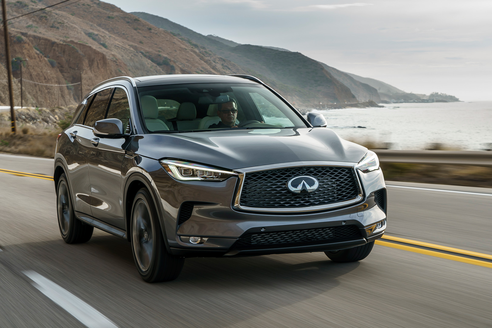 Infiniti QX50 для индивидуального трансфера Одесса — Кишинёв
